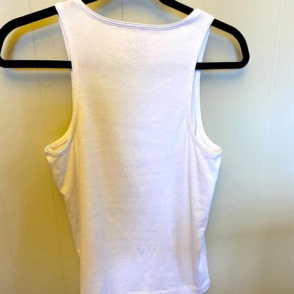 Suzy Shier white tank - Picture 2 of 3